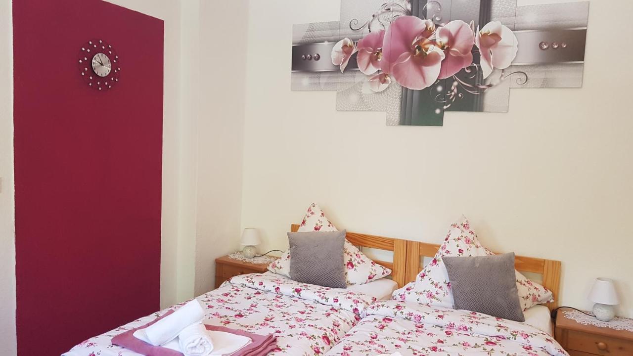 Gasthaus Alter Bahnhof Hotel Metzdorf Ngoại thất bức ảnh