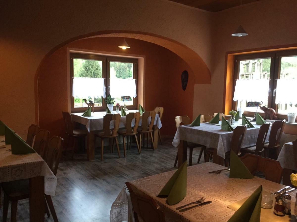 Gasthaus Alter Bahnhof Hotel Metzdorf Ngoại thất bức ảnh